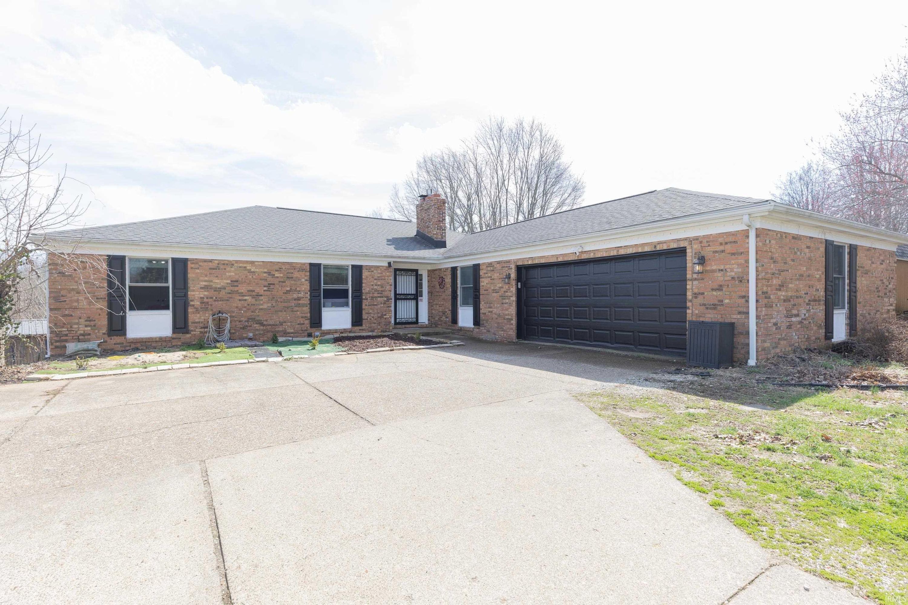 5555 Lakeside Drive, Newburgh