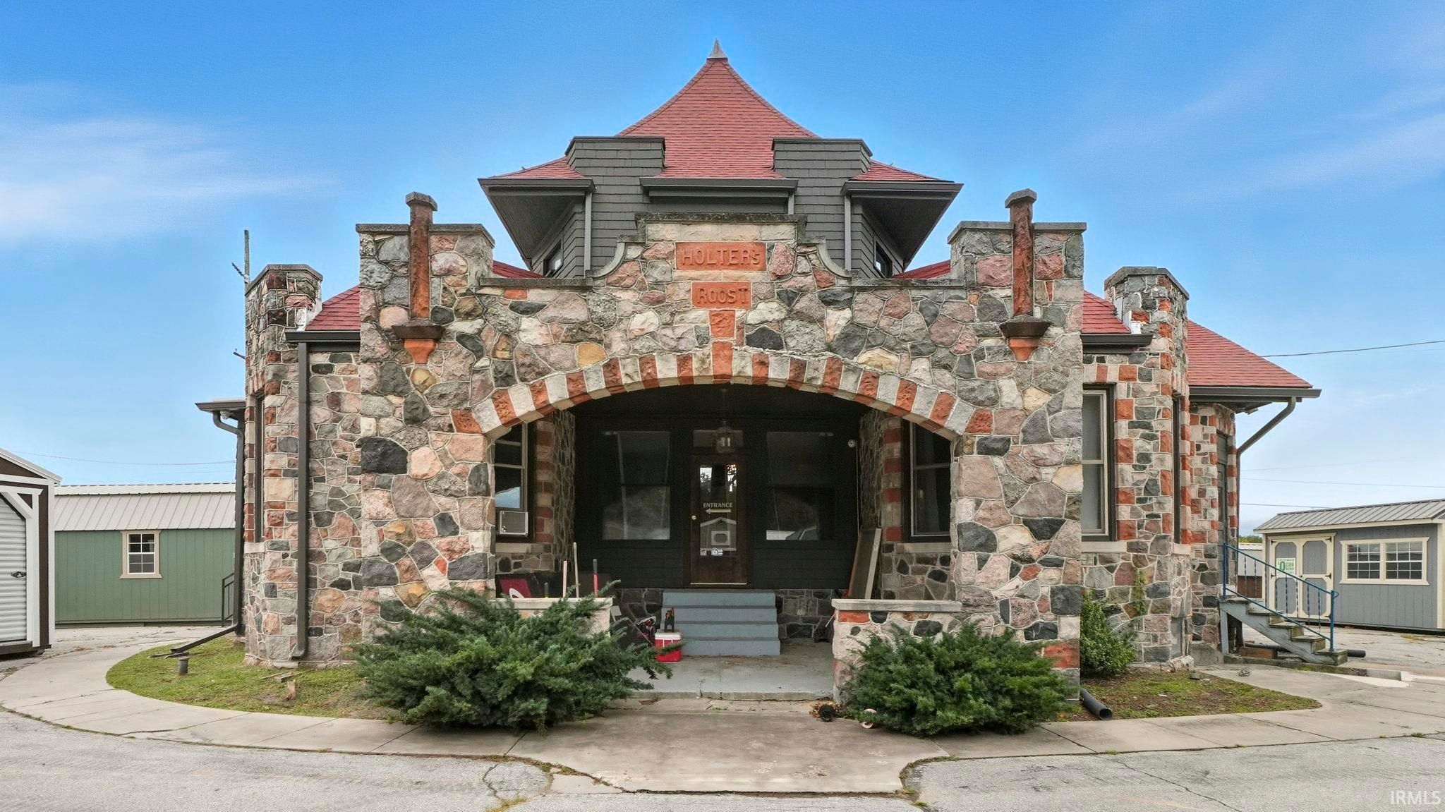 6623 SR 930, Fort Wayne