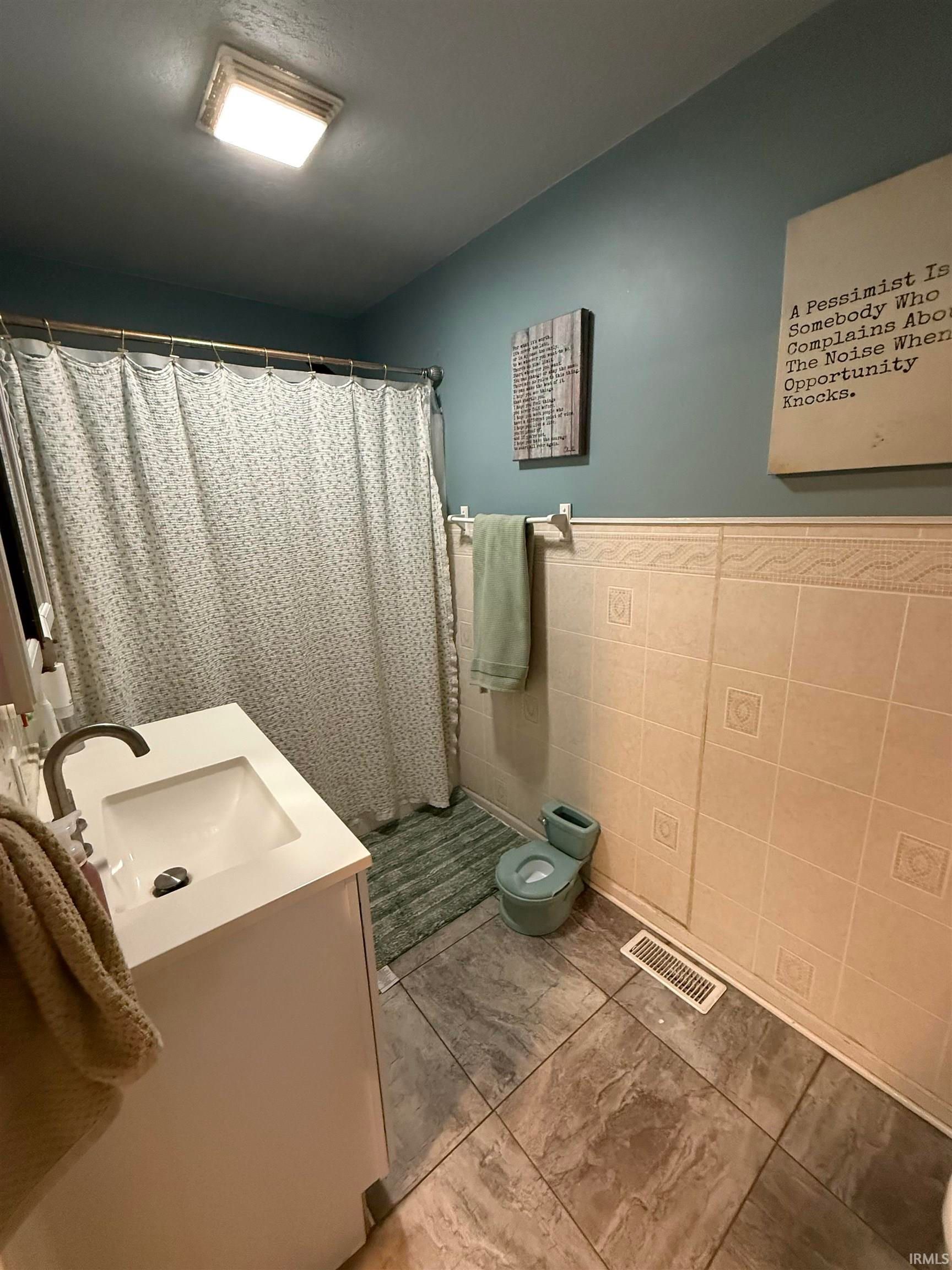4026 S Lafayette Street, Fort Wayne — photo 8 of 20