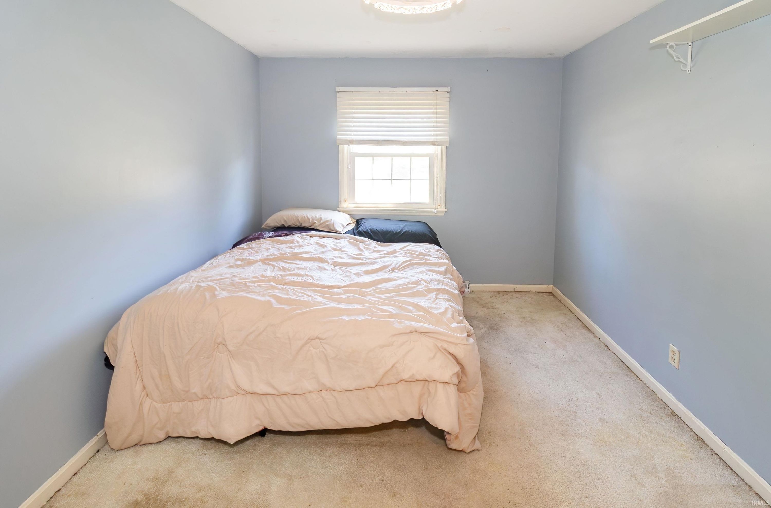 8311 Sycamore Drive, Newburgh — photo 18 of 30