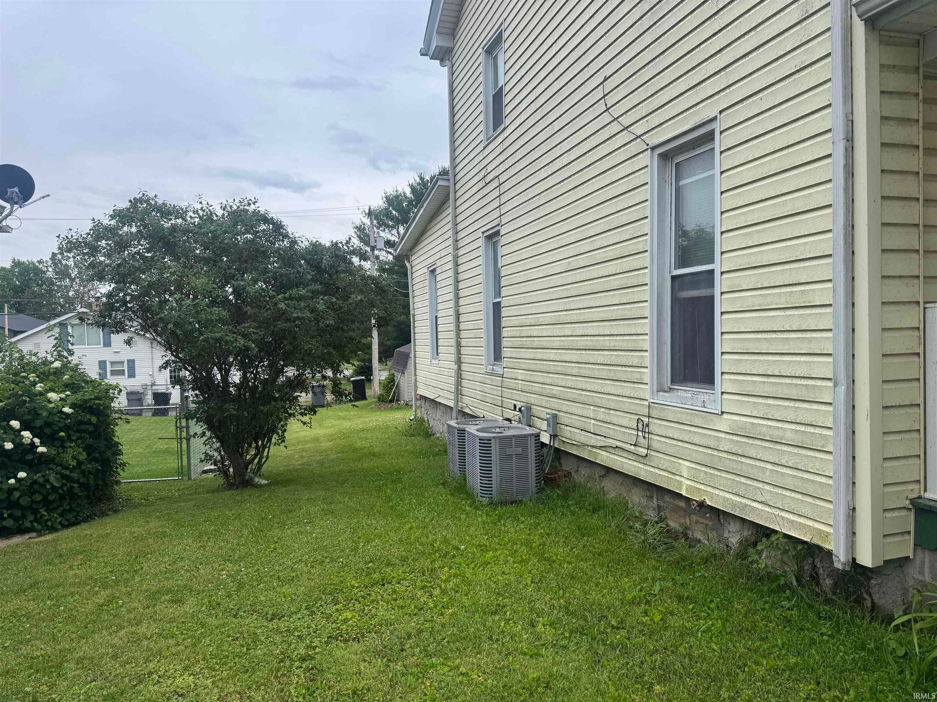 303 W Main Street, Syracuse — photo 5 of 20