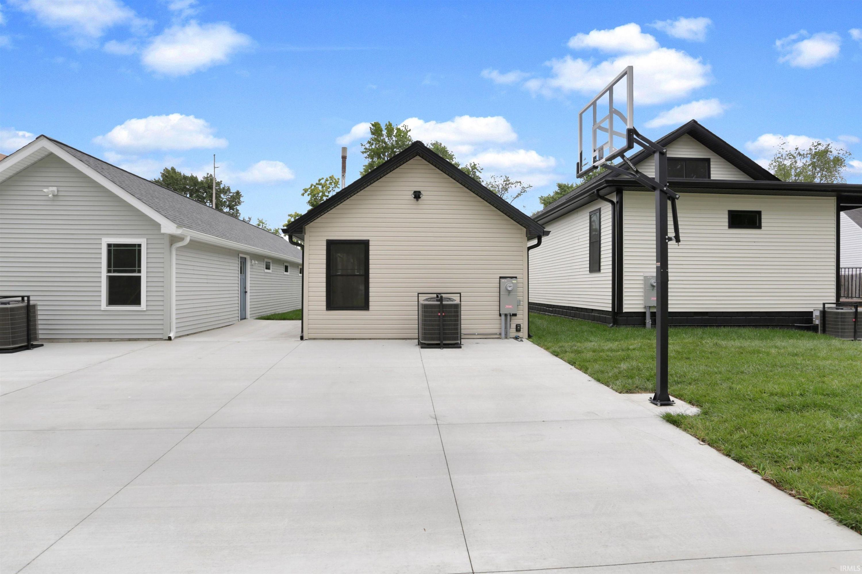 520 Madison Avenue, Evansville — photo 23 of 23