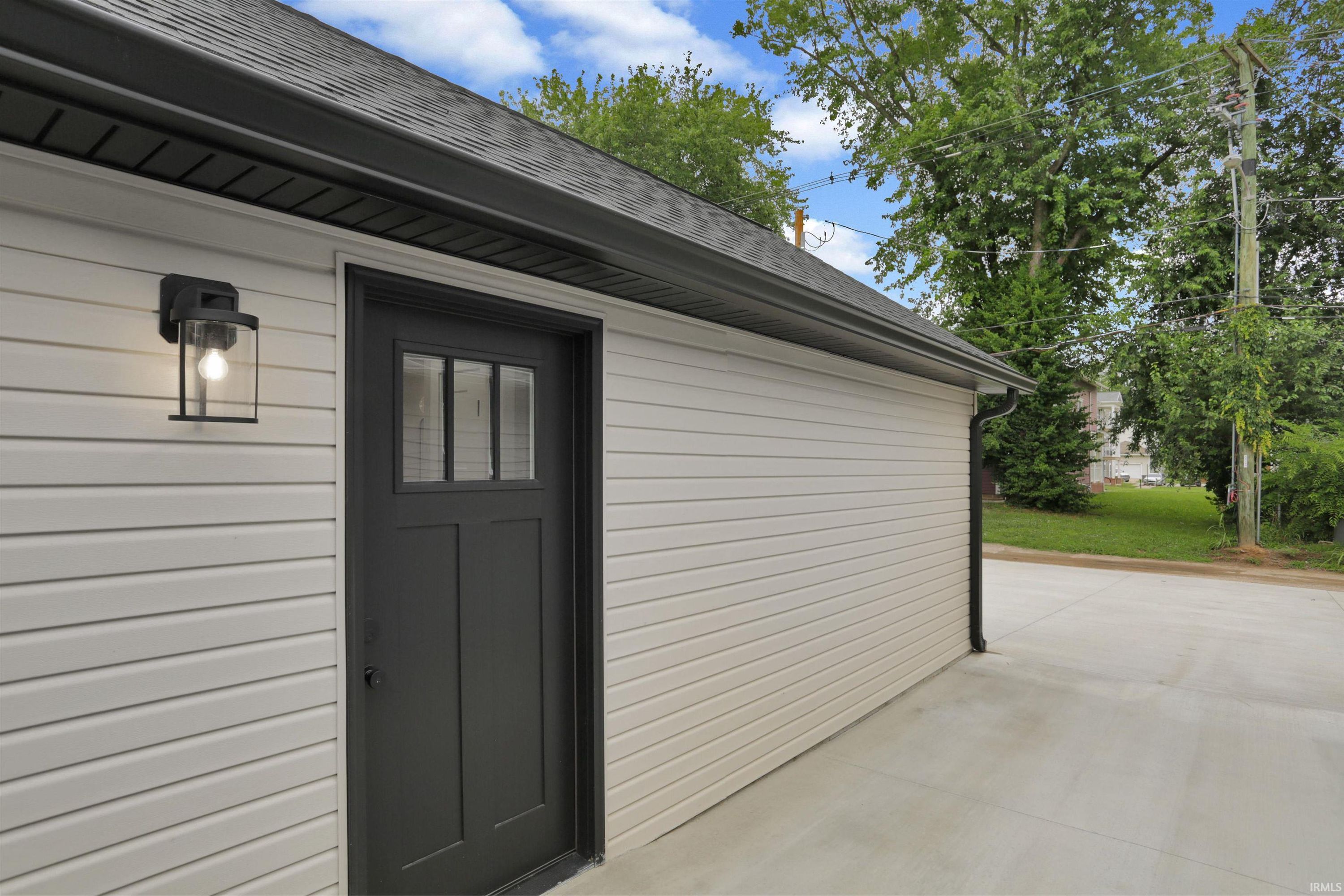 520 Madison Avenue, Evansville — photo 22 of 23