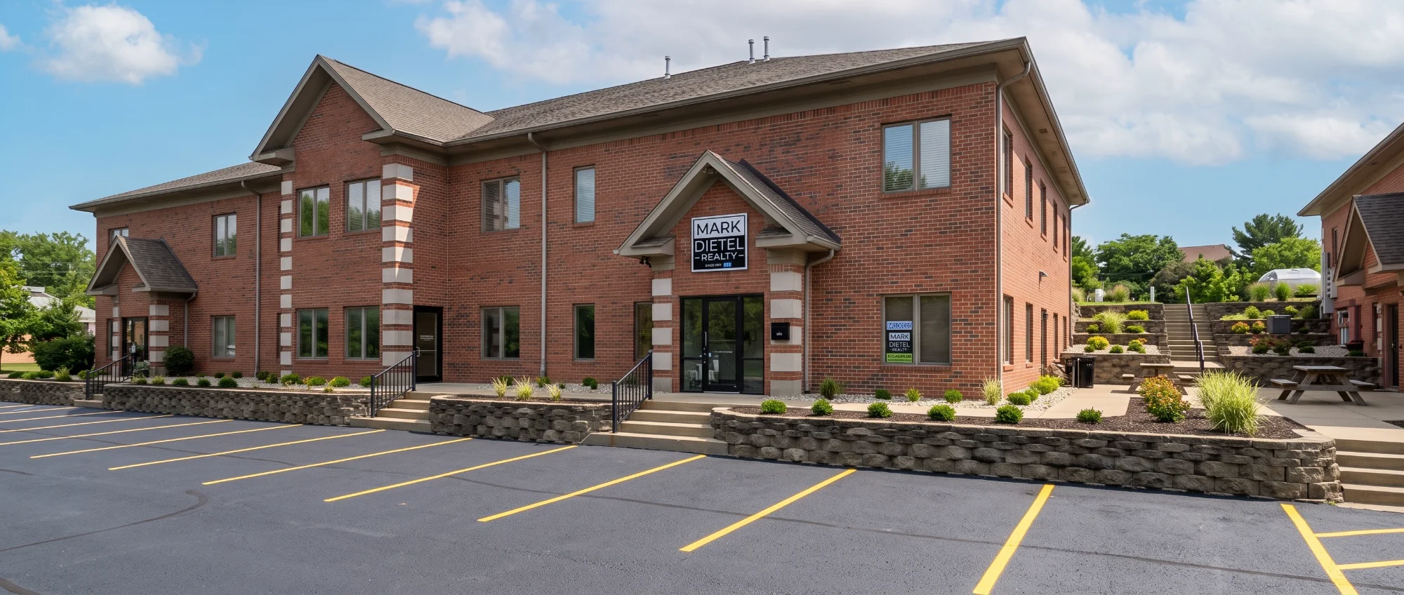 Mark Dietel Realty office storefront
